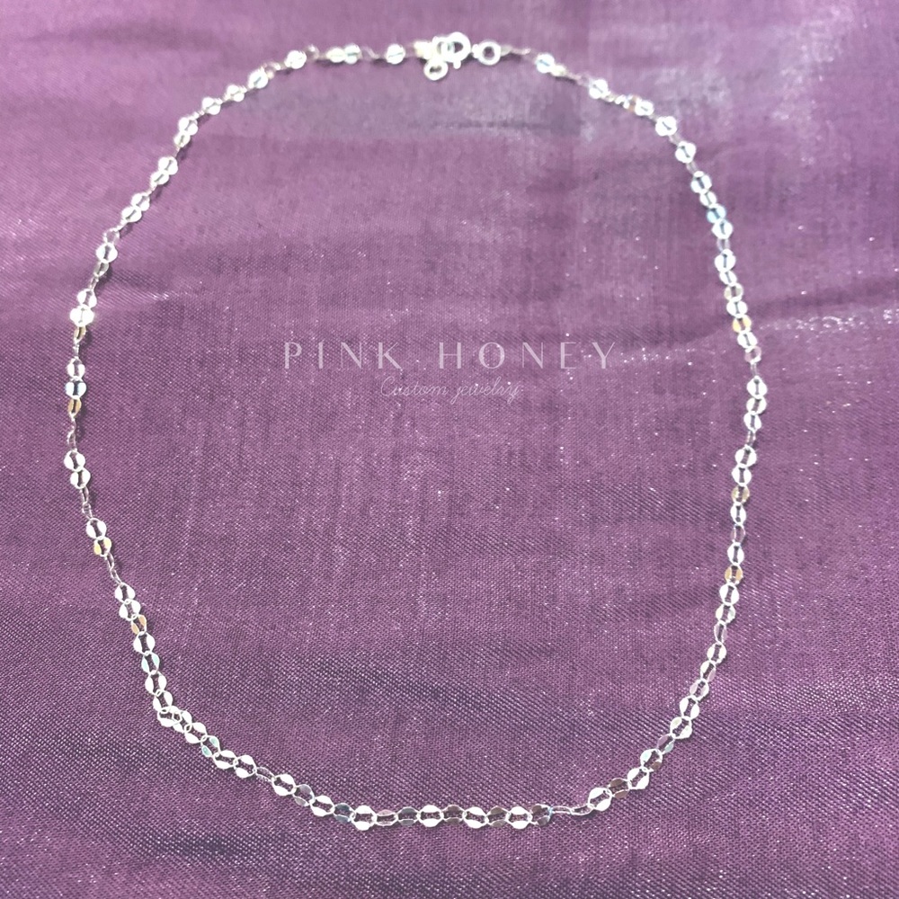 “Sweet and sassy” choker